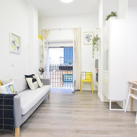 Apartamento Atarazanas Malaga Centro Historico Экстерьер фото