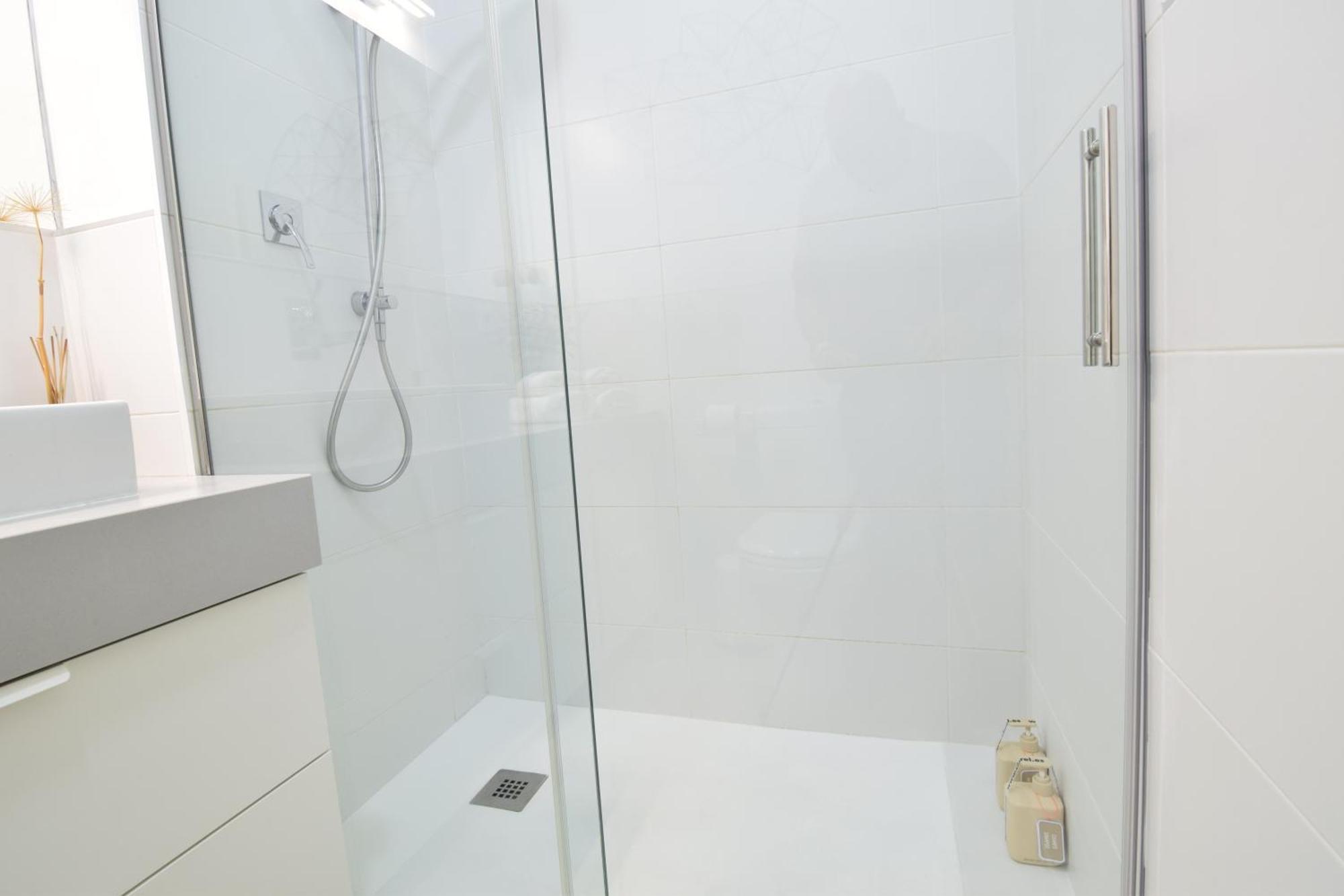 Apartamento Atarazanas Malaga Centro Historico Экстерьер фото