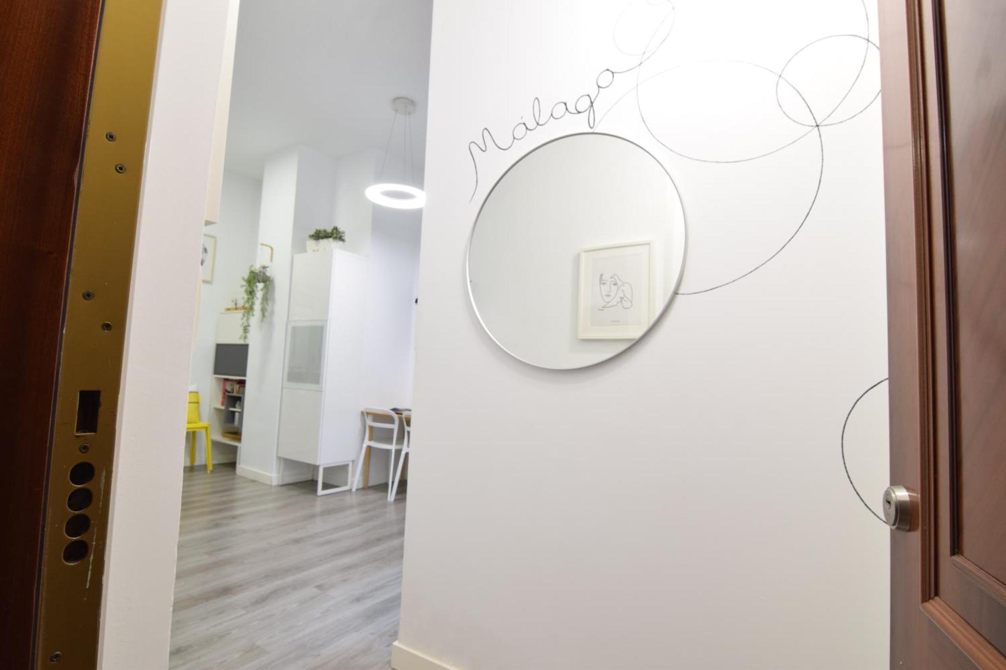 Apartamento Atarazanas Malaga Centro Historico Экстерьер фото