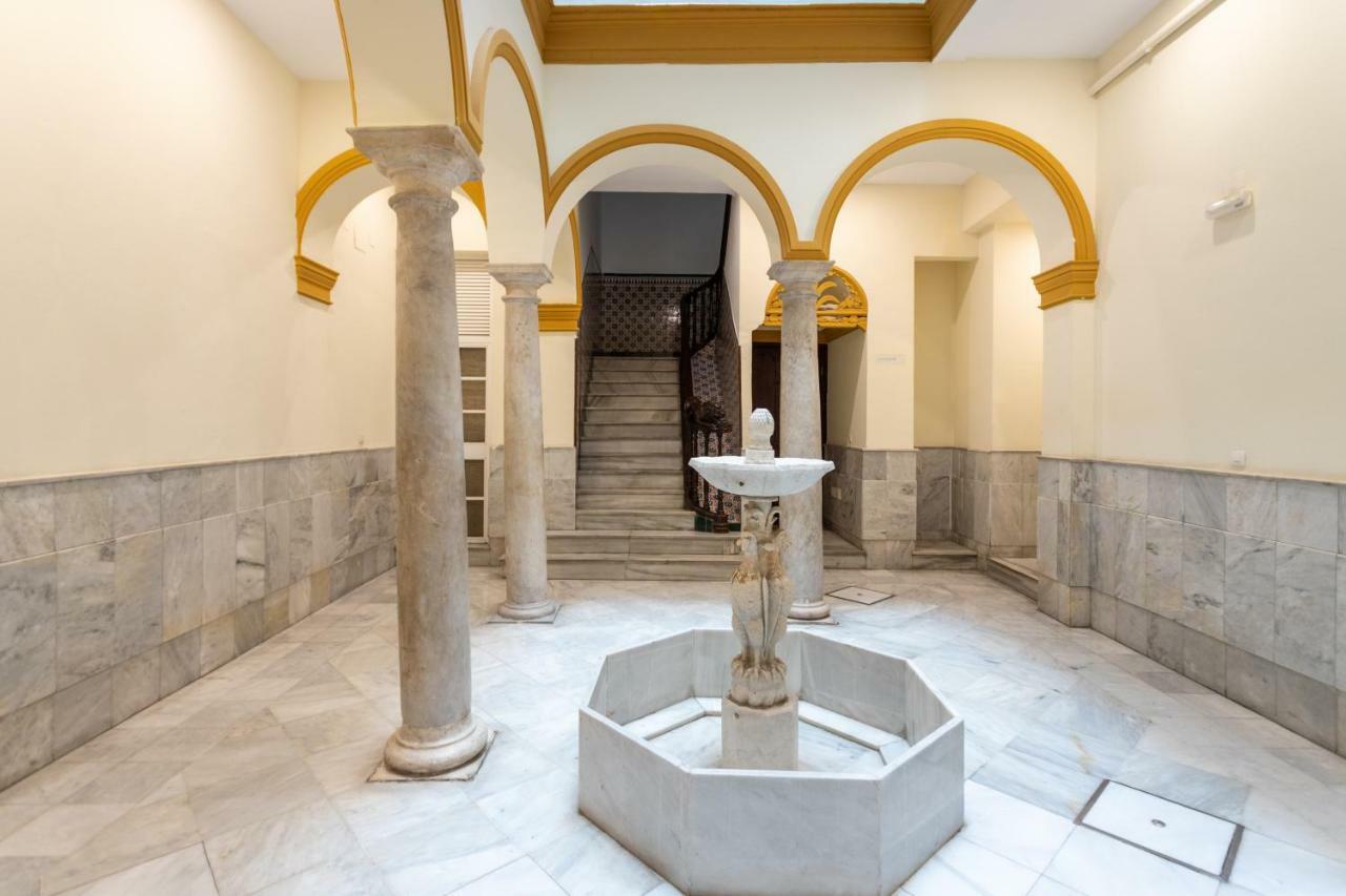Apartamento Atarazanas Malaga Centro Historico Экстерьер фото